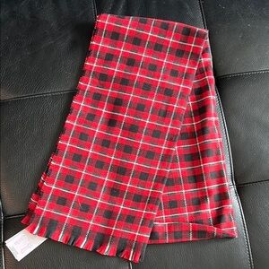 Land’s End Classic Holiday Plaid Scarf